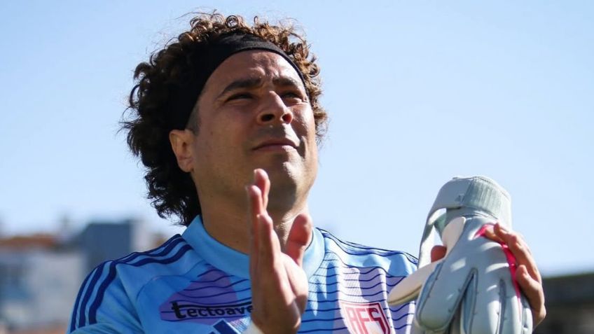 Guillermo Ochoa vuelve a caer con AVS y se jugará el descenso en un playoff en Portugal