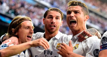 Cristiano Ronaldo y Sergio Ramos se rinden ante Luka Modric tras su despedida del Real Madrid
