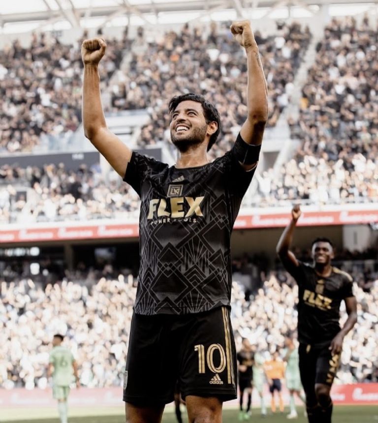 IG: @carlosv11_
