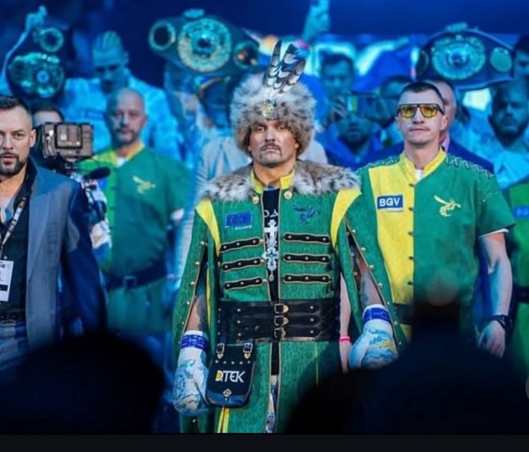 Canelo Álvarez apuesta millonaria cifra por Oleksandr Usyk