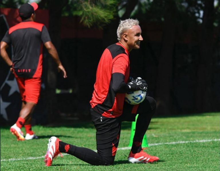 ¿Qué dijo Keylor Navas sobre su posible salida del Nowell´s Old Boys?