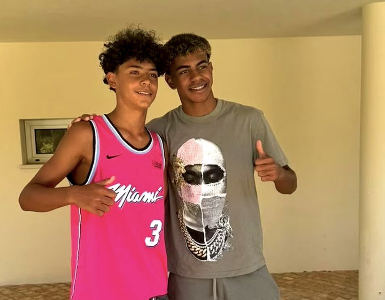 Captura de pantalla: X