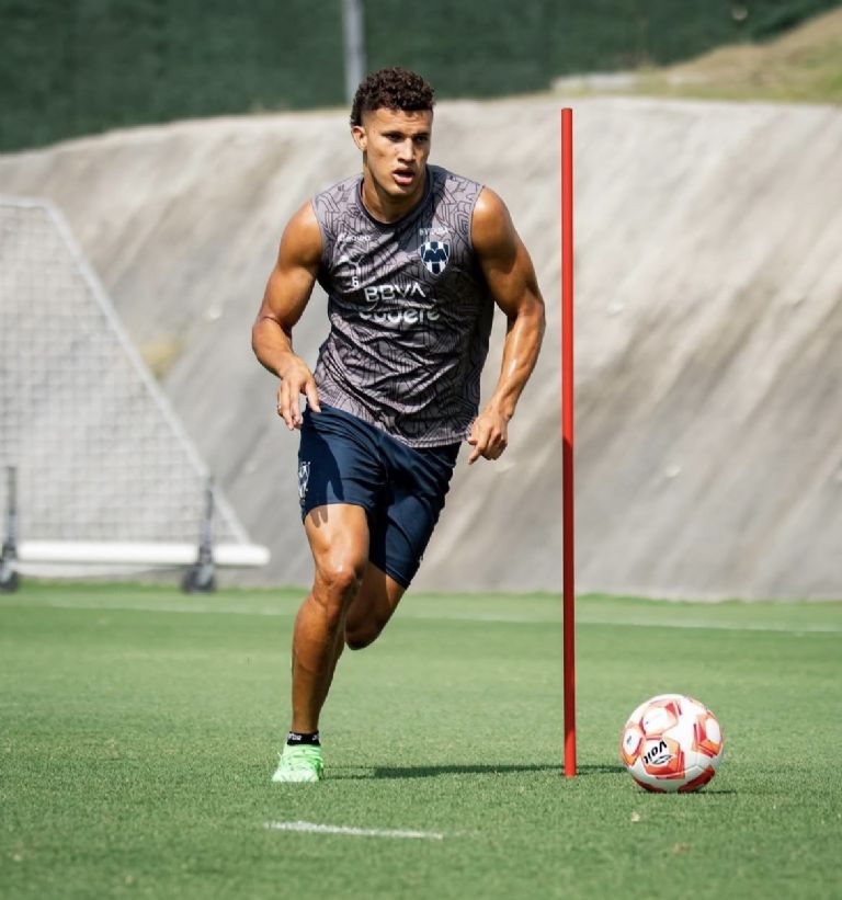 IG: @nelsondeossasuarez06