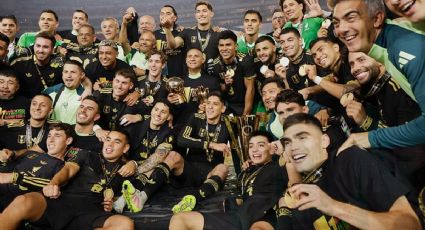 Javier Aguirre festeja la hazaña de la Copa Oro 2025 al estilo del ‘Payaso de rodeo’ | VIDEO