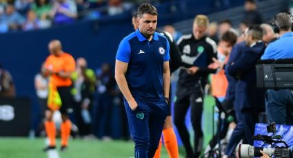 Nicolás Larcamón se disculpa por goleada a Cruz Azul, pero cree en revertir el mal momento