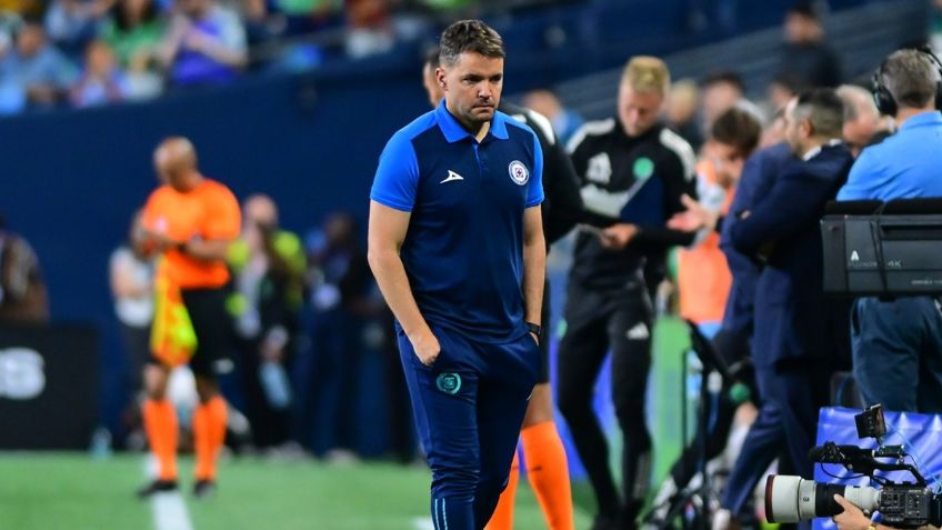 Nicolás Larcamón se disculpa por goleada a Cruz Azul, pero cree en revertir el mal momento