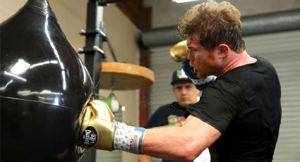 Canelo Álvarez se luce en entrenamiento previo a enfrentar a Terence Crawford | VIDEO