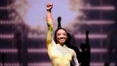 Foto ilustrativa de la nota titulada: Simone Biles: la fórmula que la convirtió en leyenda dentro y fuera de la gimnasia