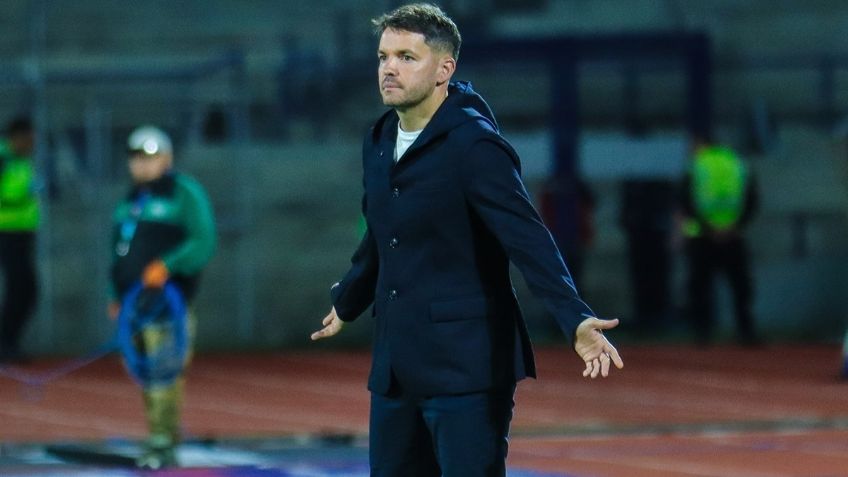 Nicolás Larcamón supera a Martín Anselmi y conquista récord histórico en Cruz Azul