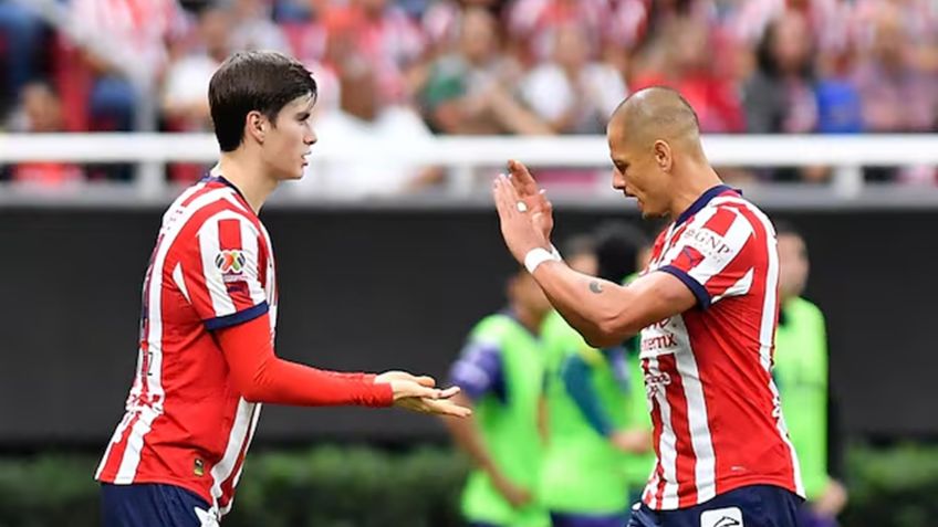 Chicharito Hernández, mentor de La Hormiga González en Chivas; revelan los detalles