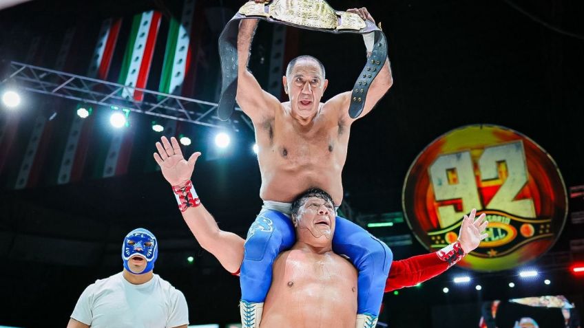 CMLL: Blue Panther destrona a Último Guerrero en el Día Nacional de la Lucha Libre en México