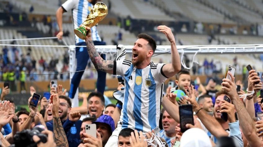 Lionel Messi y la Copa del Mundo FALSA que levantó en Qatar 2022: Así llegó a sus manos