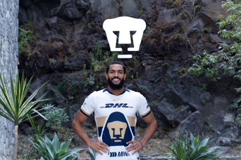 X: @PumasMX