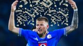 Foto ilustrativa de la nota titulada: ¿Cuántos MILLONES recibiría Cruz Azul tras venta de Mateusz Bogusz al Houston Dynamo?