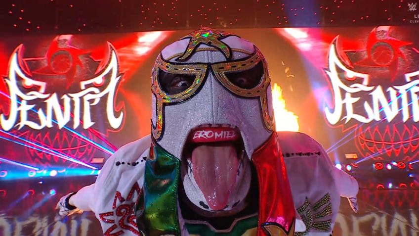 WWE RAW: Penta estrena máscara tricolor, pero no clasifica a Elimination Chamber 2026