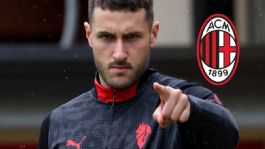 Foto que representa a Santiago Giménez, a punto de regresar con AC Milan; Allegri revela los detalles