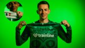 Foto ilustrativa de la nota titulada: Álvaro Fidalgo presume su amor por México con jersey conmemorativo del Real Betis