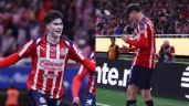 Foto ilustrativa de la nota titulada: Cubo Torres, el eterno ídolo de Hormiga González en Chivas; así lo honró en el Clásico Nacional