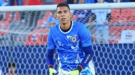 Foto que representa a Cruz Azul: Kevin Mier podría reaparecer este fin de semana; Nicolás Larcamón revela los detalles