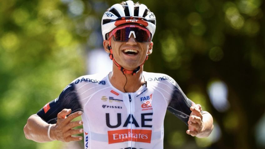 Isaac del Toro termina en el puesto 23 de la Etapa 4, pero mantiene el subliderato del UAE Tour