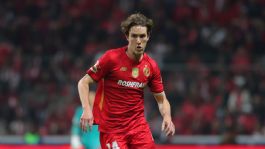 Foto que representa a Turco Mohamed se rinde ante Marcel Ruiz: “Si hubiera nacido en otro país, jugaría en Europa”