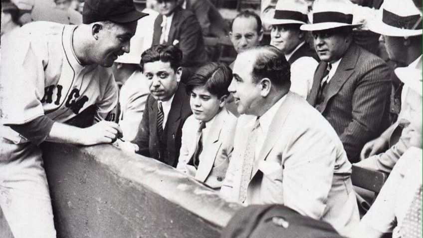 La historia de Al Capone y la razón por la que los Chicago Cubs lo rechazaron como bateador