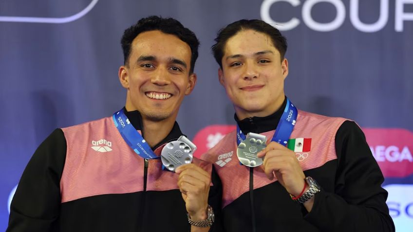 ¡Medalla para México! Osmar Olvera y Juan Celaya se llevan la plata en el Mundial de Clavados 2026