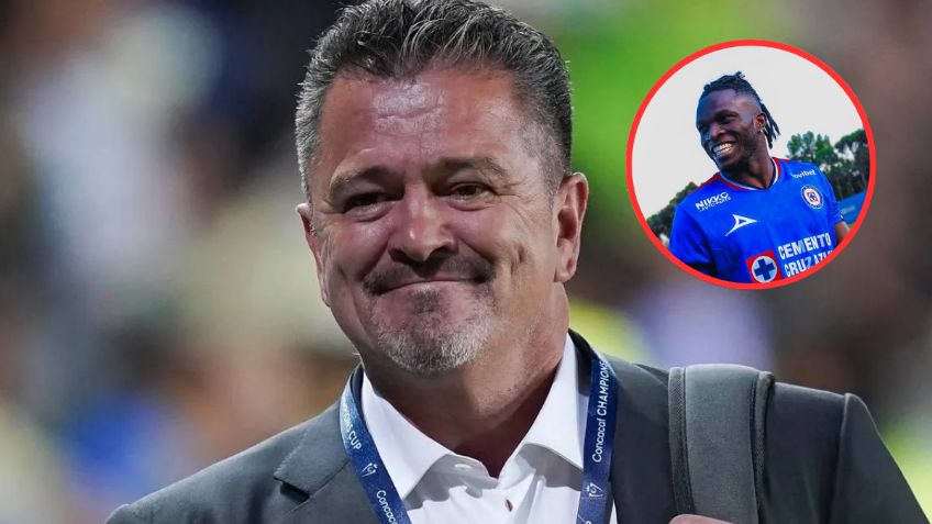 Christian Ebere impacta en su debut con Cruz Azul y recibe elogios de Carlos Hermosillo