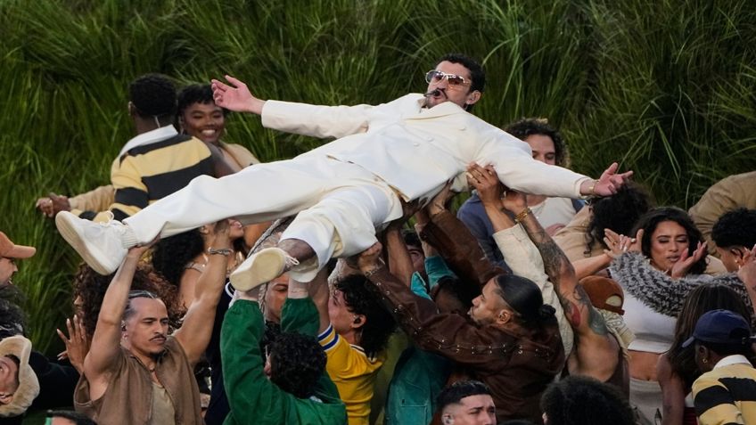 Bad Bunny hace historia en el Super Bowl LX; así fue su show de medio tiempo | VIDEO