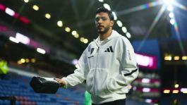 Foto que representa a Raúl Jiménez se marcha del Fulham; el delantero de la Selección Mexicana quedará libre en junio