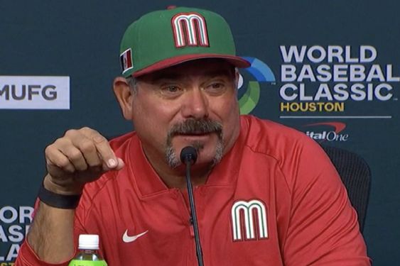 Foto de: Benjamín Gil desea continuar como mánager de México; rechaza fracaso en el WBC 2026