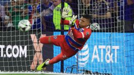 Foto que representa a Liga MX: Kevin Mier regresa a jugar con Cruz Azul en empate agónico contra Mazatlán | VIDEO