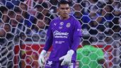 Foto ilustrativa de la nota titulada: Tala Rangel detiene penal de último minuto para rescatar la victoria de Chivas ante Rayados | VIDEO
