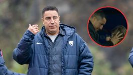 Foto que representa a Efraín Juárez vive emotivo momento con su hijo tras gol de Robert Morales con Pumas | VIDEO
