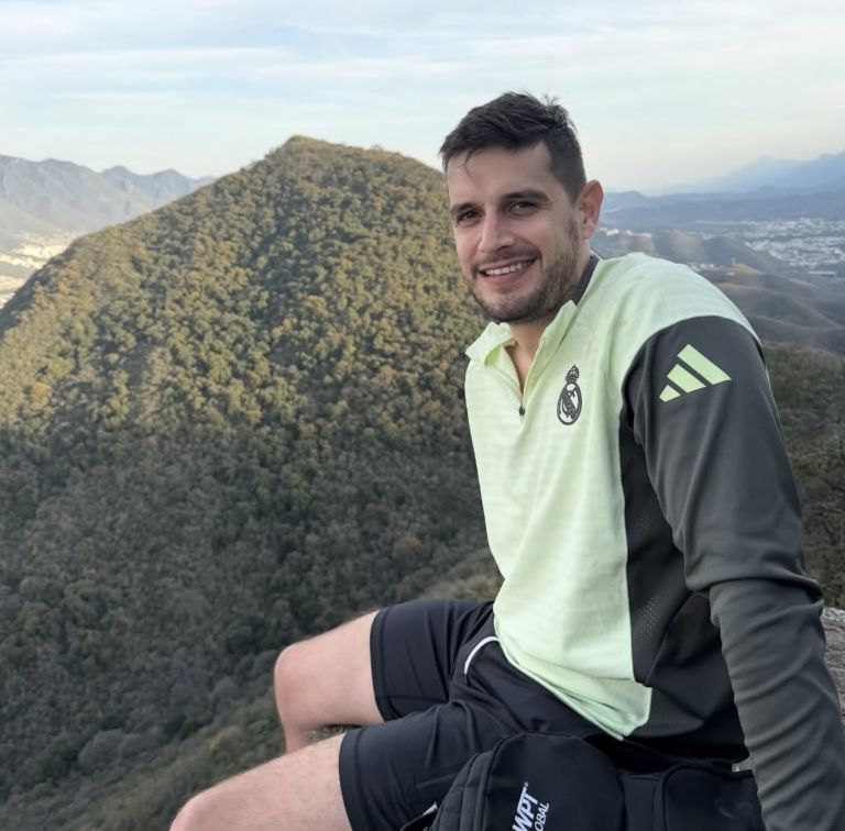 IG: @adrianmarcelo10