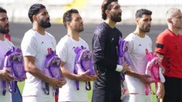 Foto que representa a Selección de Irán rinde emotivo homenaje a niñas tras ataque en una escuela en Minab