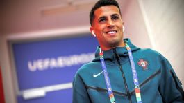 Foto que representa a Joao Cancelo coloca a Portugal como favorita en el Mundial 2026; critica “agresividad” de México