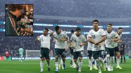 Foto que representa a Selección Mexicana arribó a Chicago, encabezada por Guillermo Ochoa y Raúl Jiménez | VIDEO