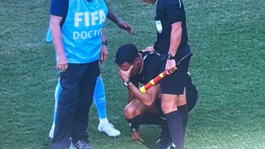 Árbitro del Congo vs Jamaica se lesiona y rompe en llanto; ¿qué le pasó en el Repechaje? | VIDEO