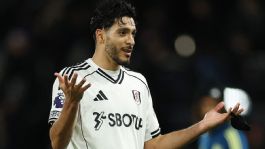 Foto que representa a ¿Se queda? Raúl Jiménez renovaría con el Fulham ante el acecho de dos clubes europeos