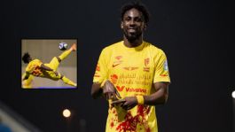 Foto que representa a ¡Implacable! Julián Quiñones firma doblete en la victoria del Al-Qadsiah en Arabia Saudita | VIDEOS