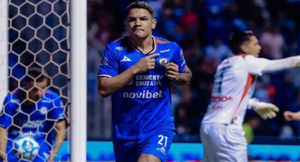 Cruz Azul se aferra al liderato tras golear a San Luis; Andrés Montaño vuelve a anotar tras lesión
