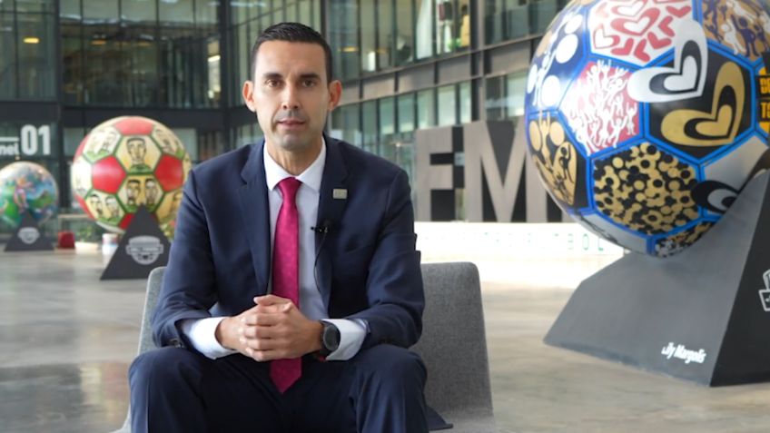 César Ramos Palazuelos regresa a México tras días varado en Qatar; agradeció a FMF y SRE