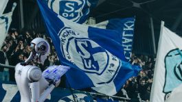 Foto que representa a Schalke 04, muy cerca de regresar a la Bundesliga gracias a la IA; ¿Cómo podrían lograrlo?