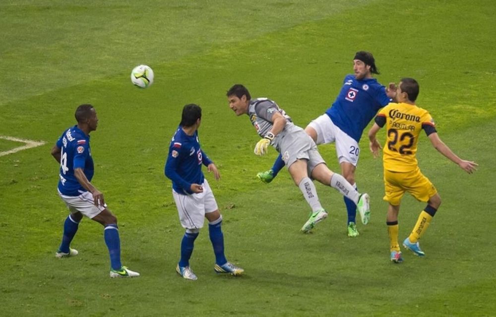¡Gloria y llanto! Los Clásicos Jóvenes más memorables en la historia del Estadio Azteca