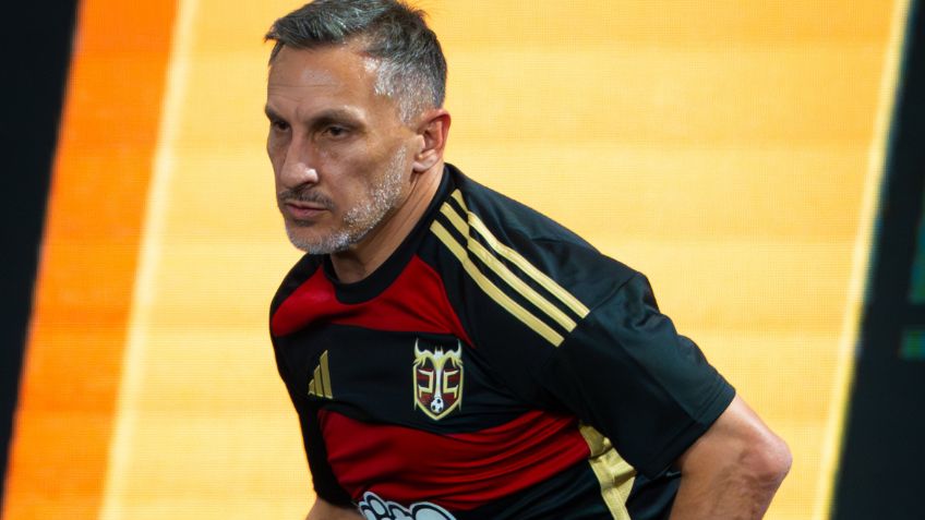 ¡Ni el Chaco Gimenez los salvó! Peluche Caligari cae ante KRÜ FC en la Kings League México