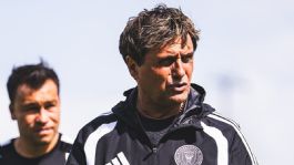 Foto que representa a Guillermo Hoyos: El 'descubridor' de Messi y ex DT de Atlas dirigirá a Berterame en Inter Miami