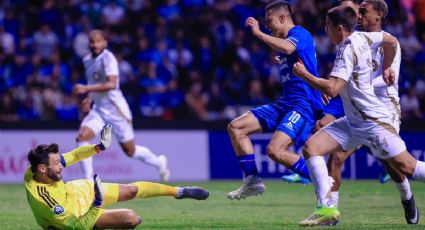 ¡Fracaso! Cruz Azul, eliminado de la Concachampions 2026 y piden despido de Larcamón