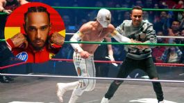 Foto que representa a La vez que Lewis Hamilton luchó con Místico en el ring del CMLL