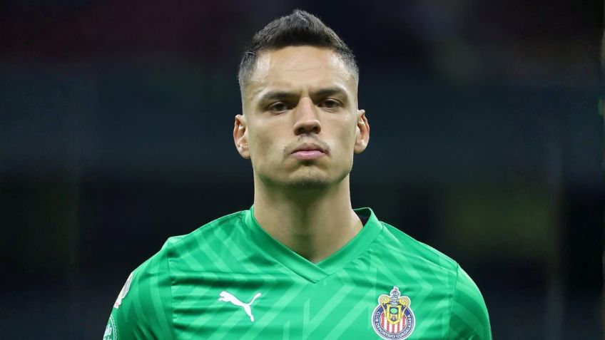 El increíble caso de Óscar Whalley: esperó más de 2 años para aparecer con Chivas en Liga MX